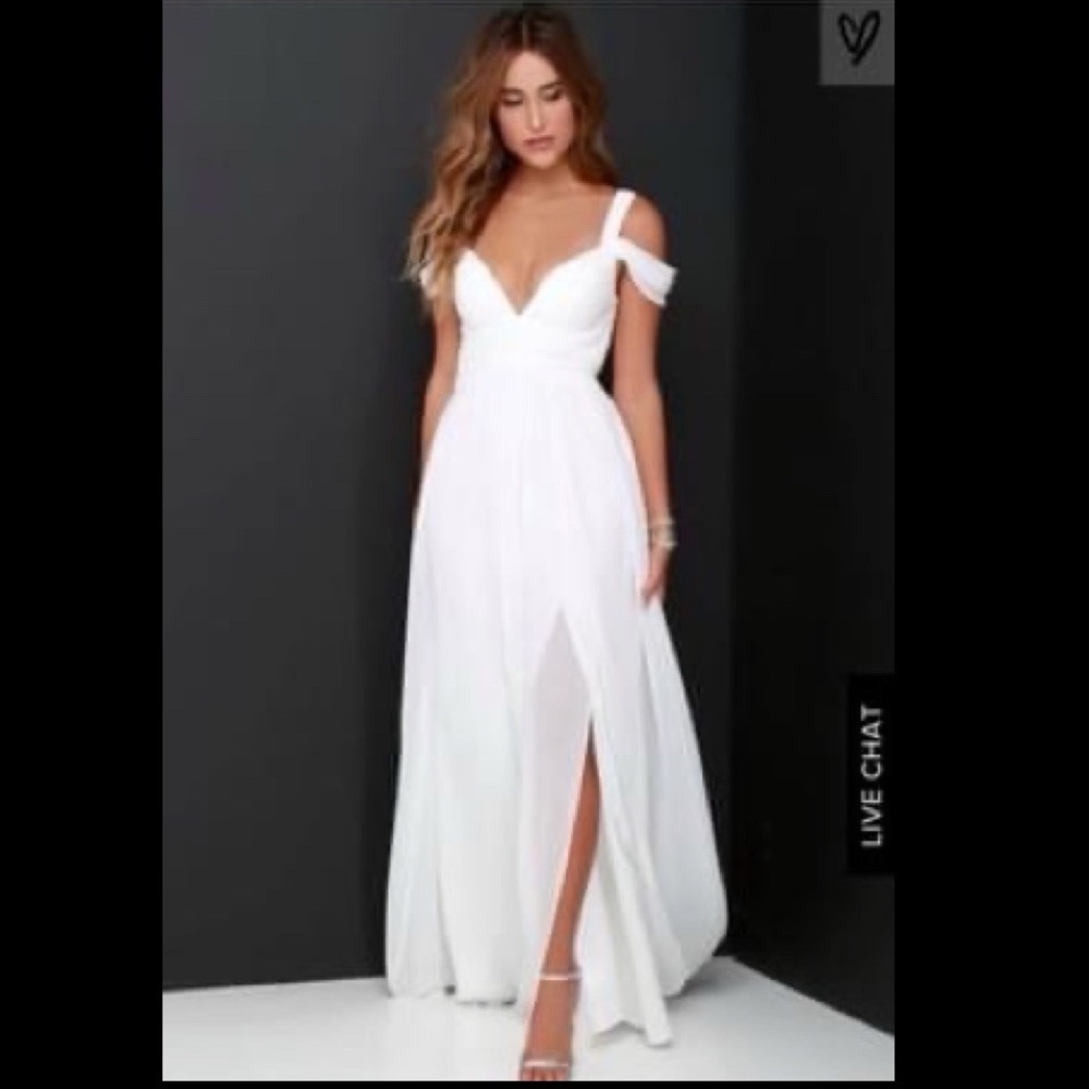 Lulu’s off the shoulder ivory maxi dress. Never worn - still in the box!
